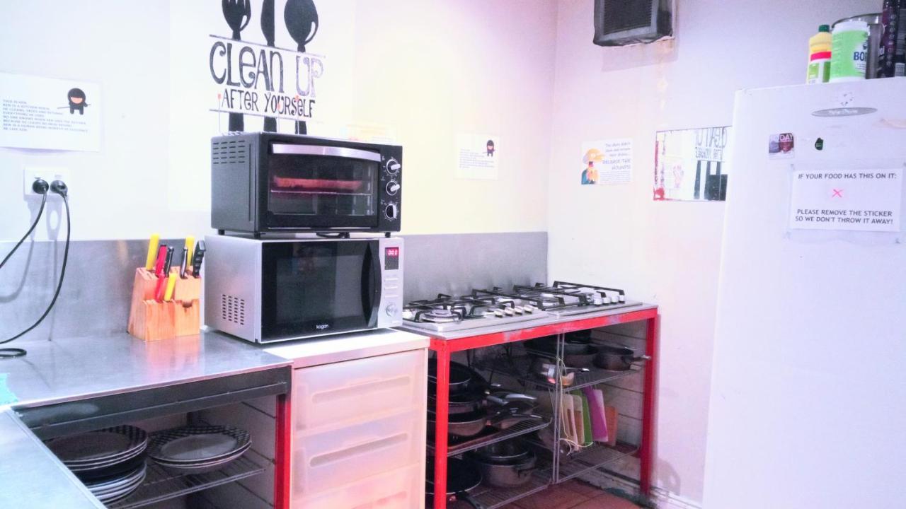 Asylum Sydney Backpackers Hostel Bagian luar foto