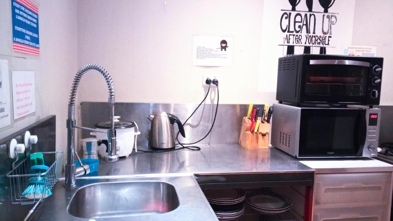 Asylum Sydney Backpackers Hostel Bagian luar foto